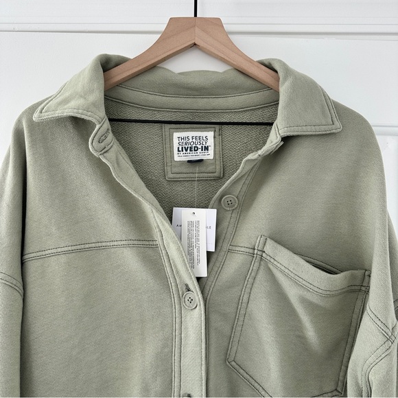 NWT American Eagle Oversized Lived In Button Up Shirt Jacket - Picture 2 of 5